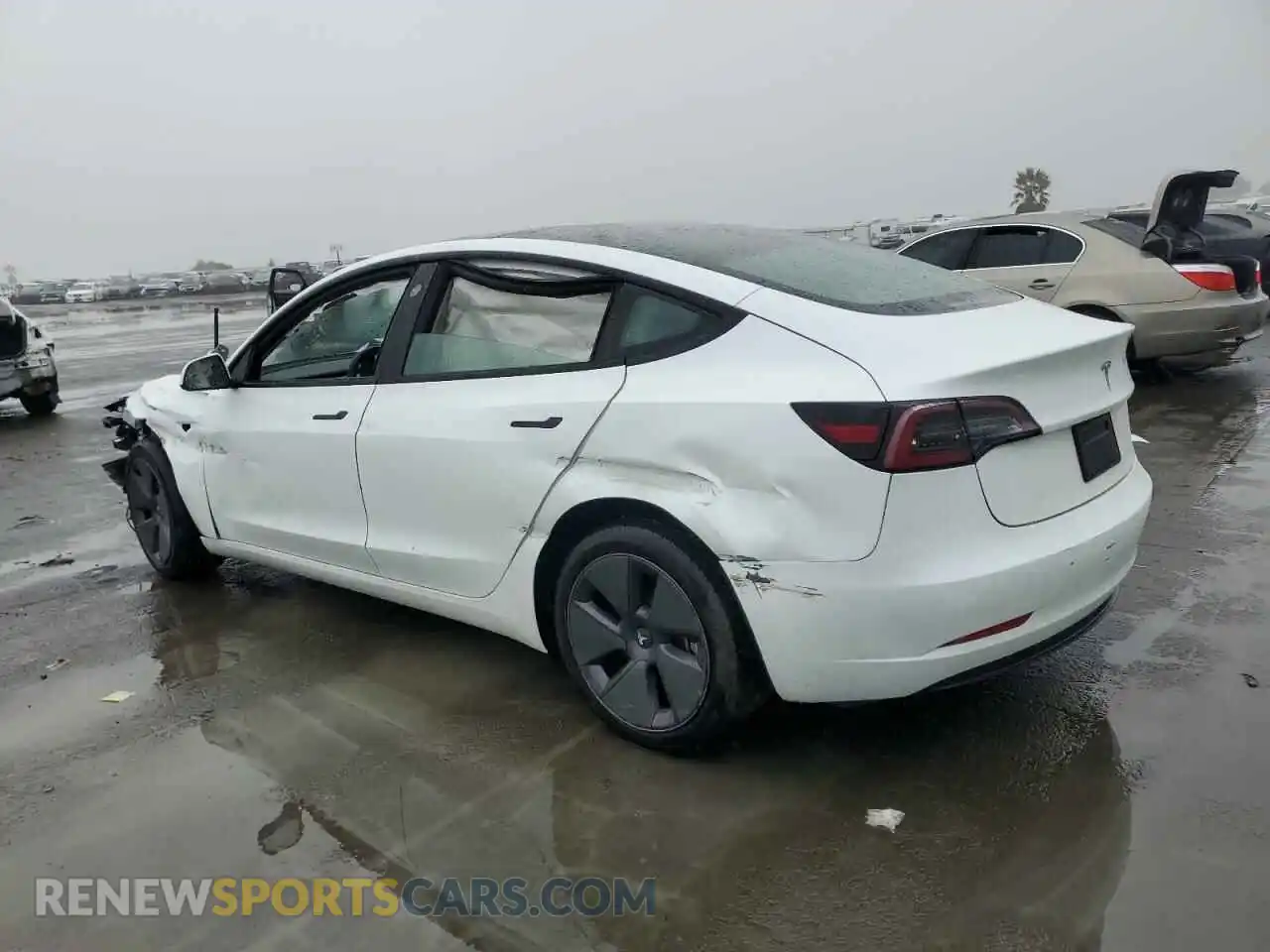 2 fotografías del automóvil dañado 5YJ3E1EA9PF558768 TESLA MODEL 3 2023