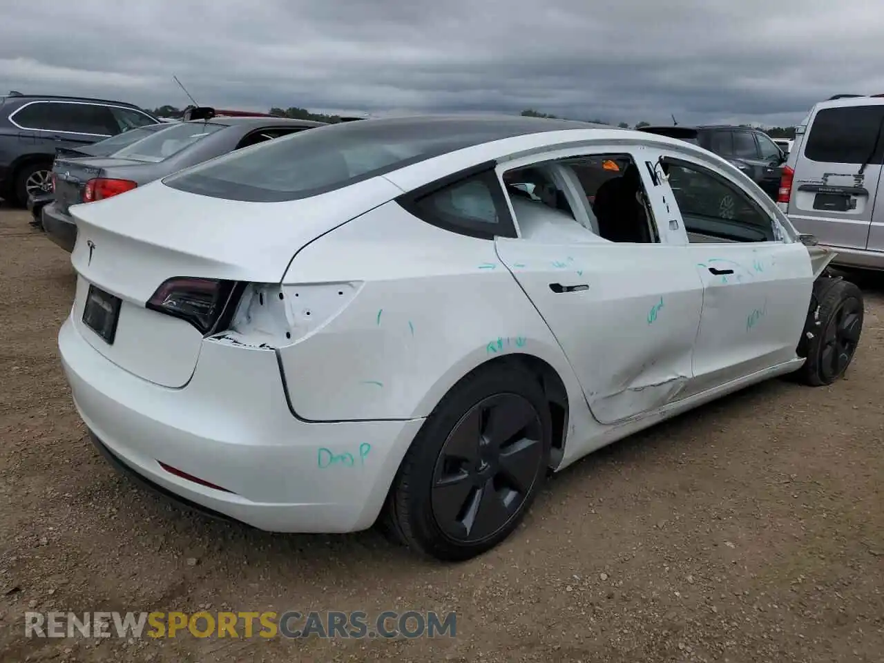 3 Photograph of a damaged car 5YJ3E1EA9PF570614 TESLA MODEL 3 2023