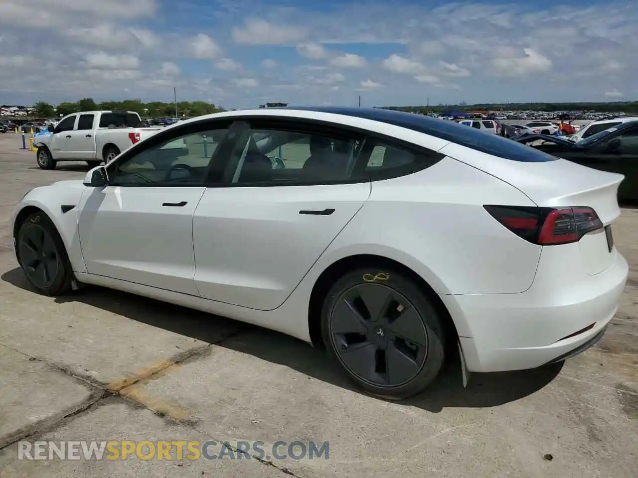 2 Photograph of a damaged car 5YJ3E1EA9PF575733 TESLA MODEL 3 2023
