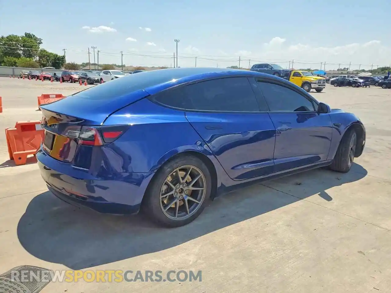 3 Photograph of a damaged car 5YJ3E1EAXPF385309 TESLA MODEL 3 2023