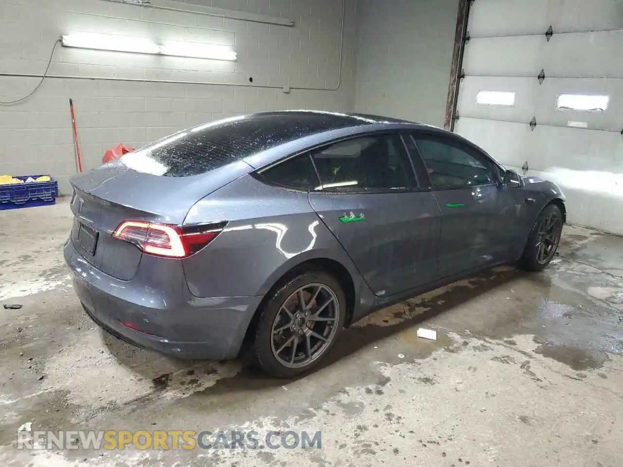 3 Photograph of a damaged car 5YJ3E1EAXPF393992 TESLA MODEL 3 2023