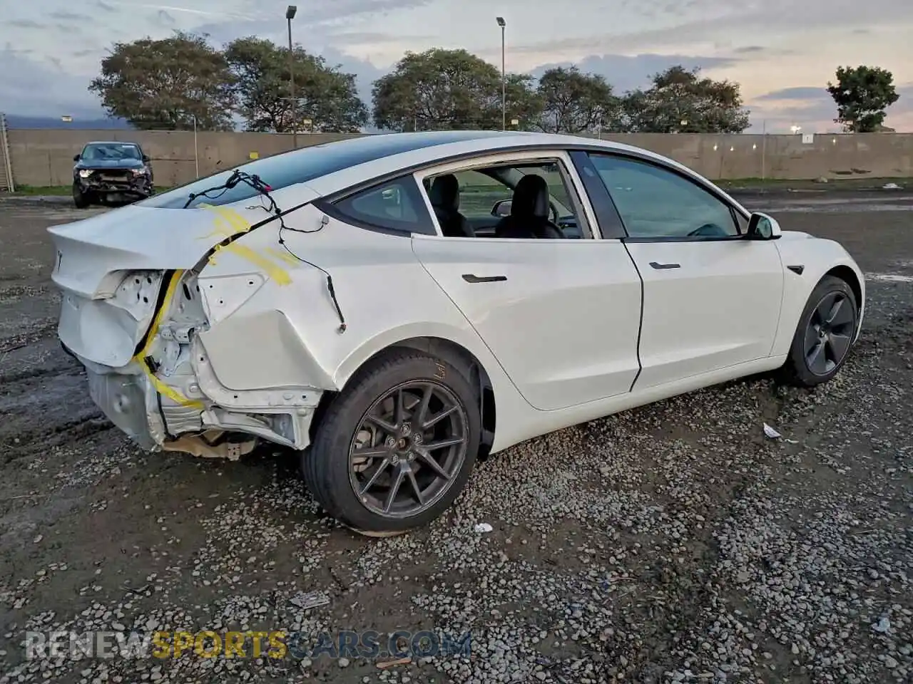 3 Photograph of a damaged car 5YJ3E1EAXPF396651 TESLA MODEL 3 2023