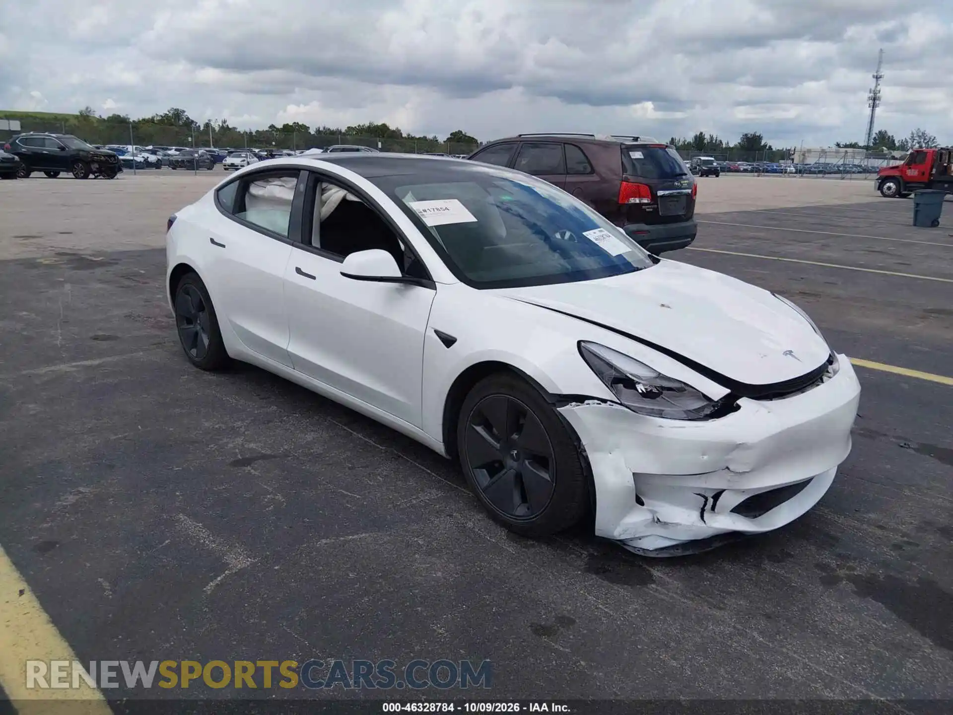 1 Фотография поврежденного автомобиля 5YJ3E1EAXPF574154 TESLA MODEL 3 2023
