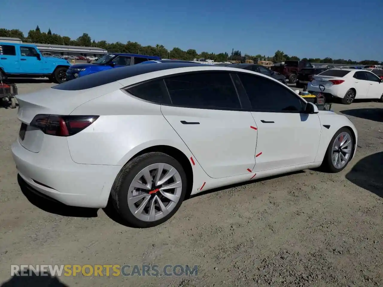 3 fotografías del automóvil dañado 5YJ3E1EAXPF583324 TESLA MODEL 3 2023