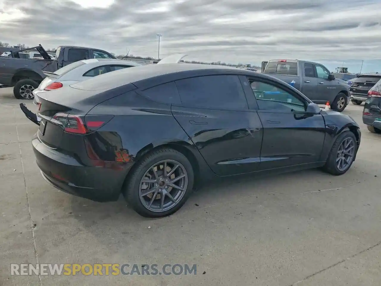 3 Photograph of a damaged car 5YJ3E1EAXPF600669 TESLA MODEL 3 2023