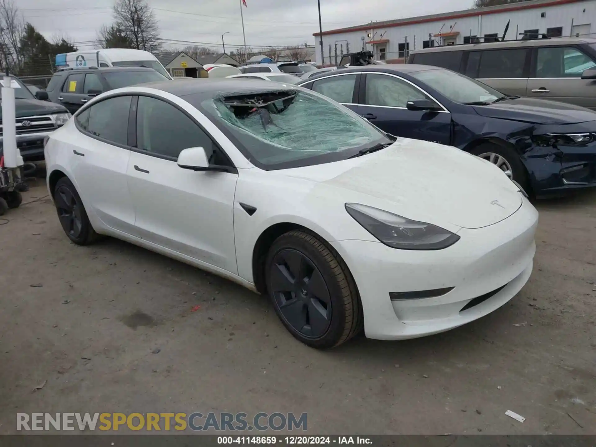 1 Photograph of a damaged car 5YJ3E1EB0PF389457 TESLA MODEL 3 2023