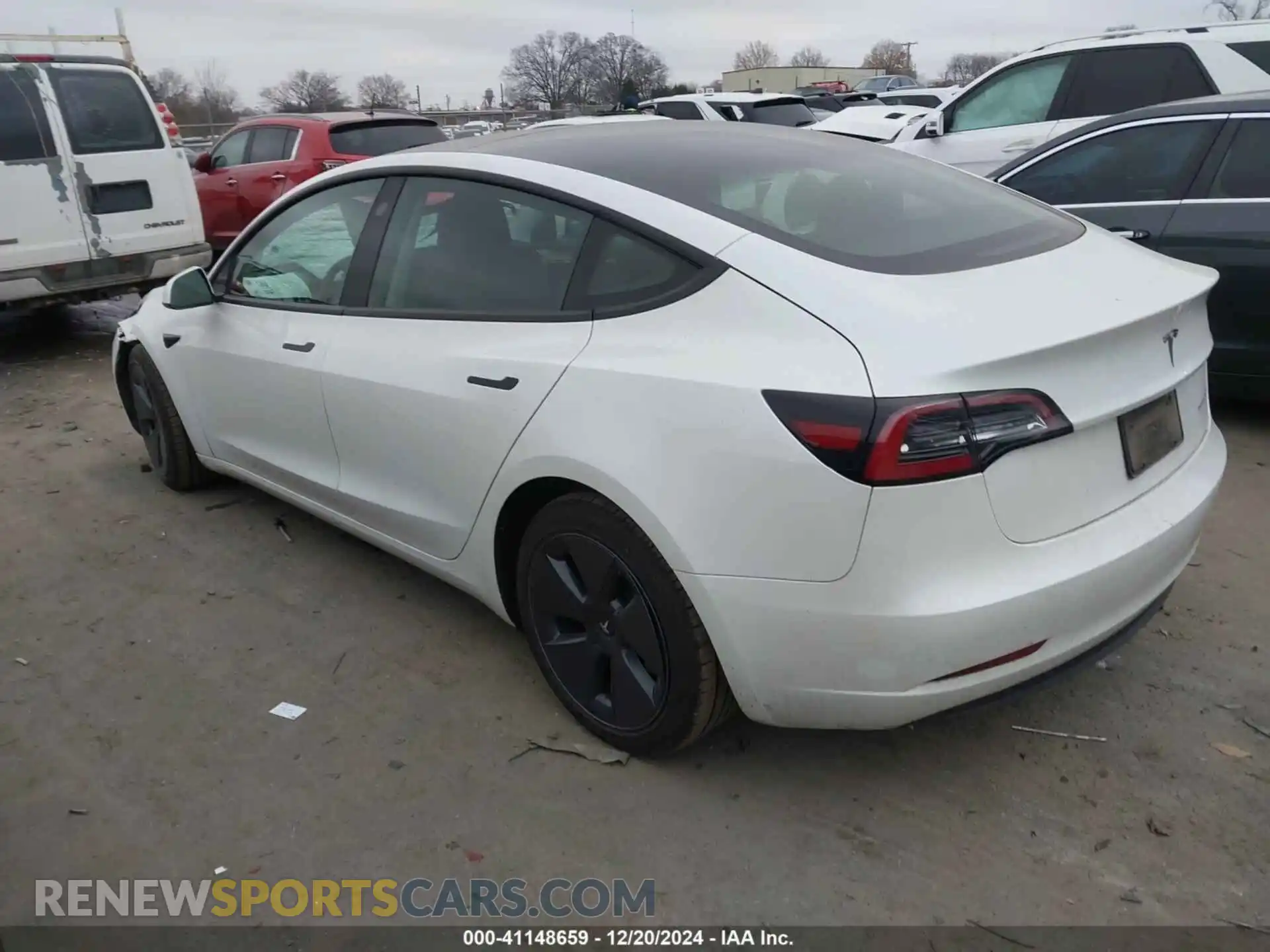 3 Photograph of a damaged car 5YJ3E1EB0PF389457 TESLA MODEL 3 2023
