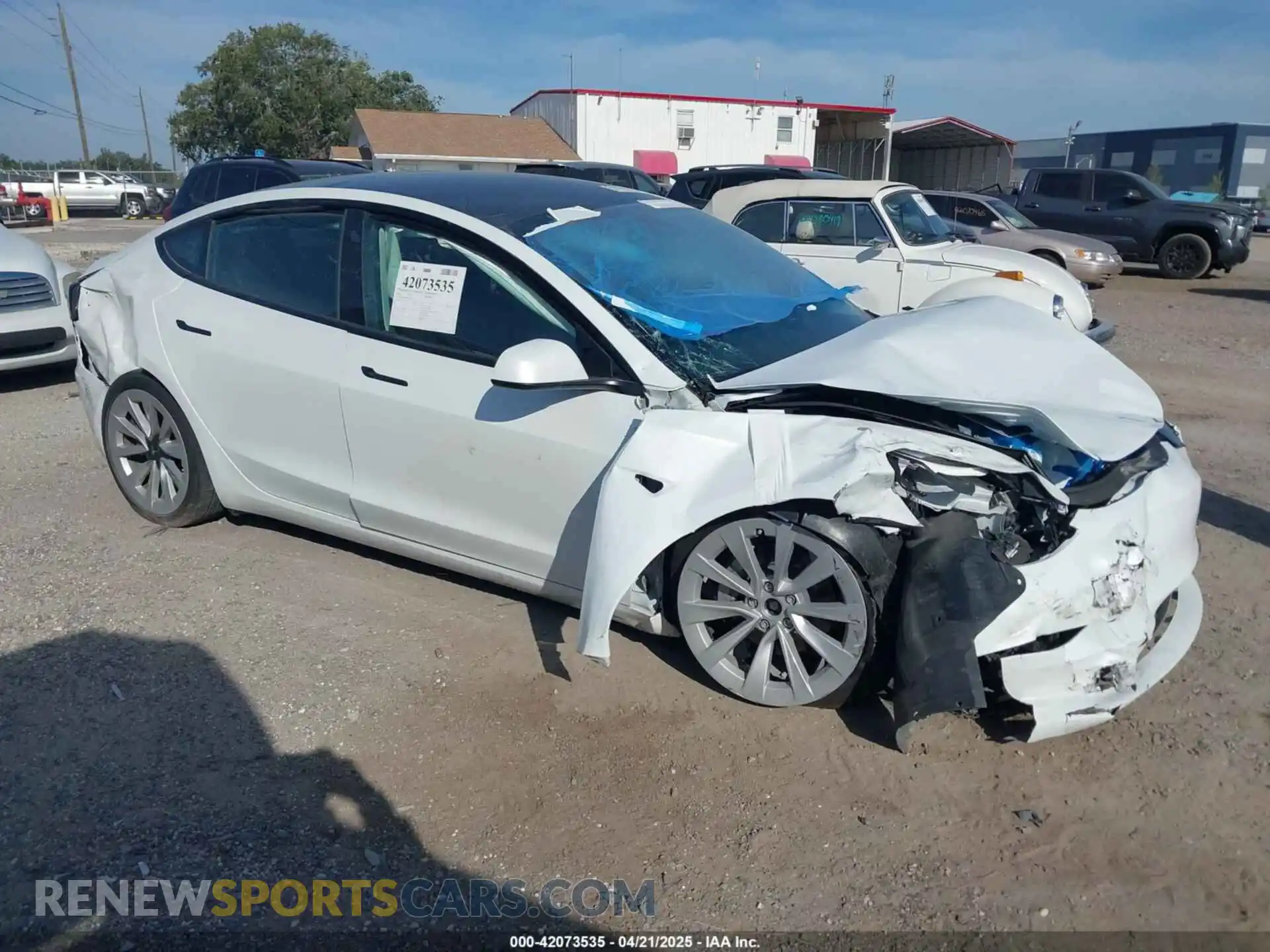 1 Photograph of a damaged car 5YJ3E1EB0PF392696 TESLA MODEL 3 2023