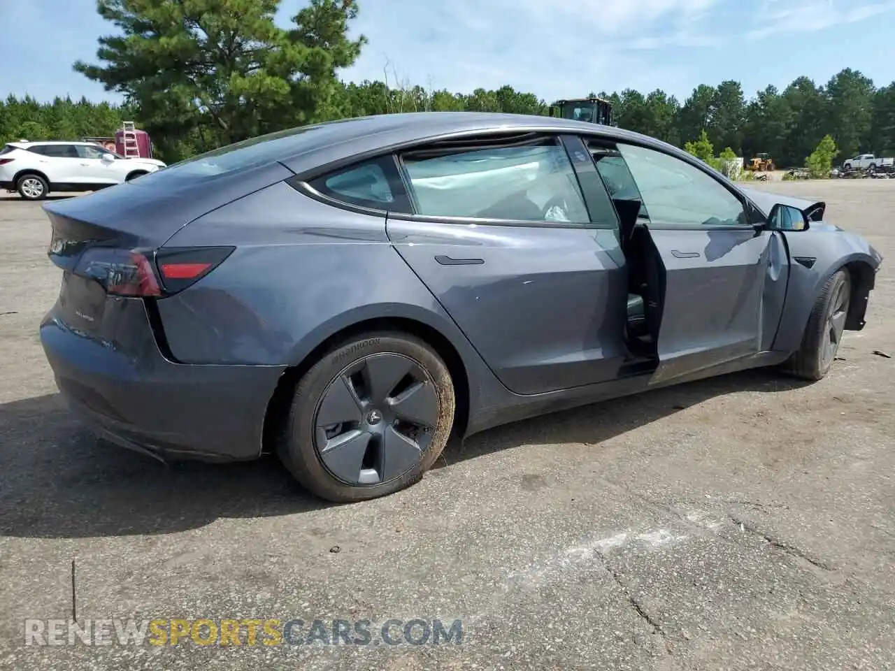 3 Photograph of a damaged car 5YJ3E1EB0PF631163 TESLA MODEL 3 2023