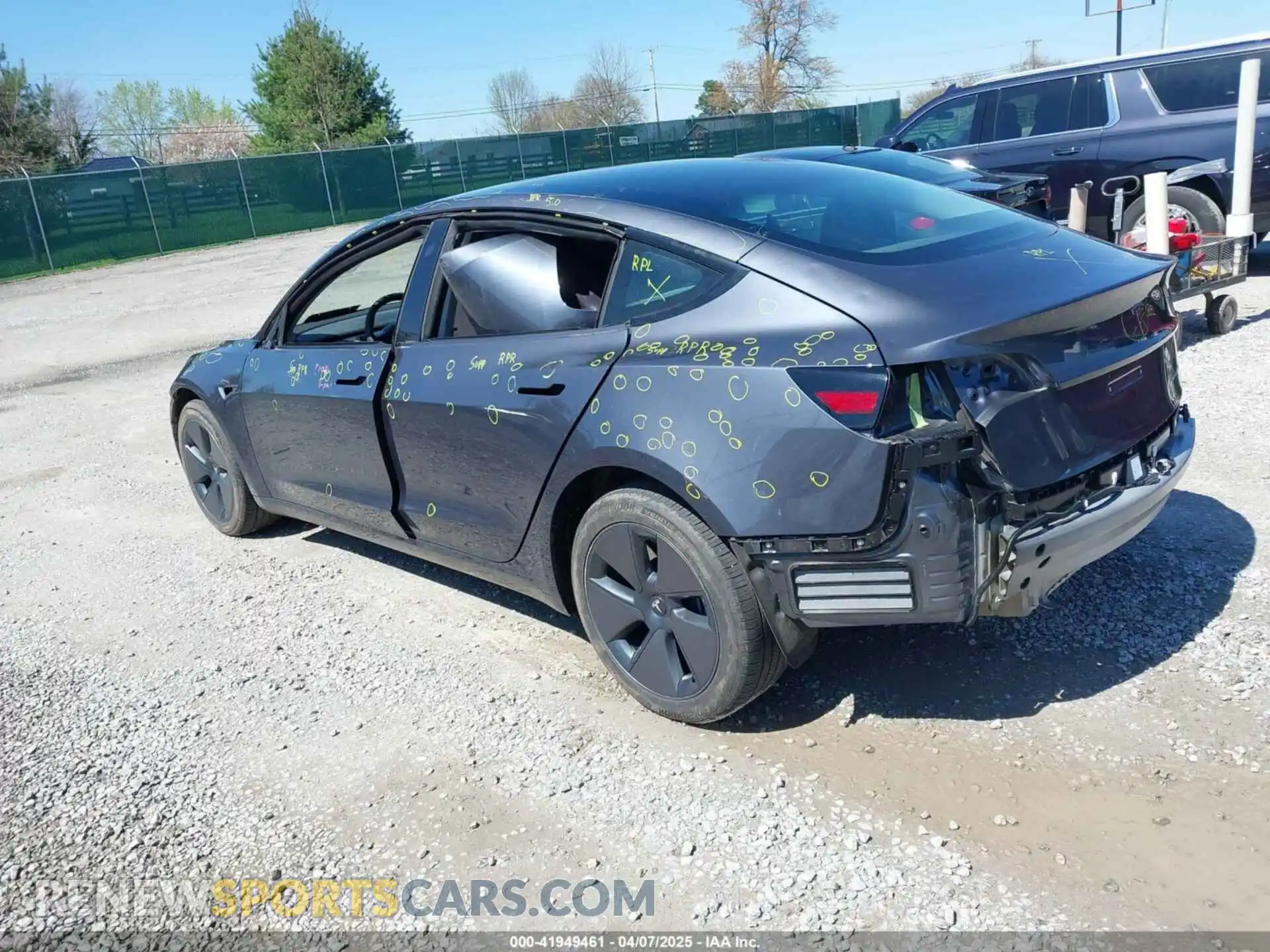 3 Photograph of a damaged car 5YJ3E1EB0PF662235 TESLA MODEL 3 2023