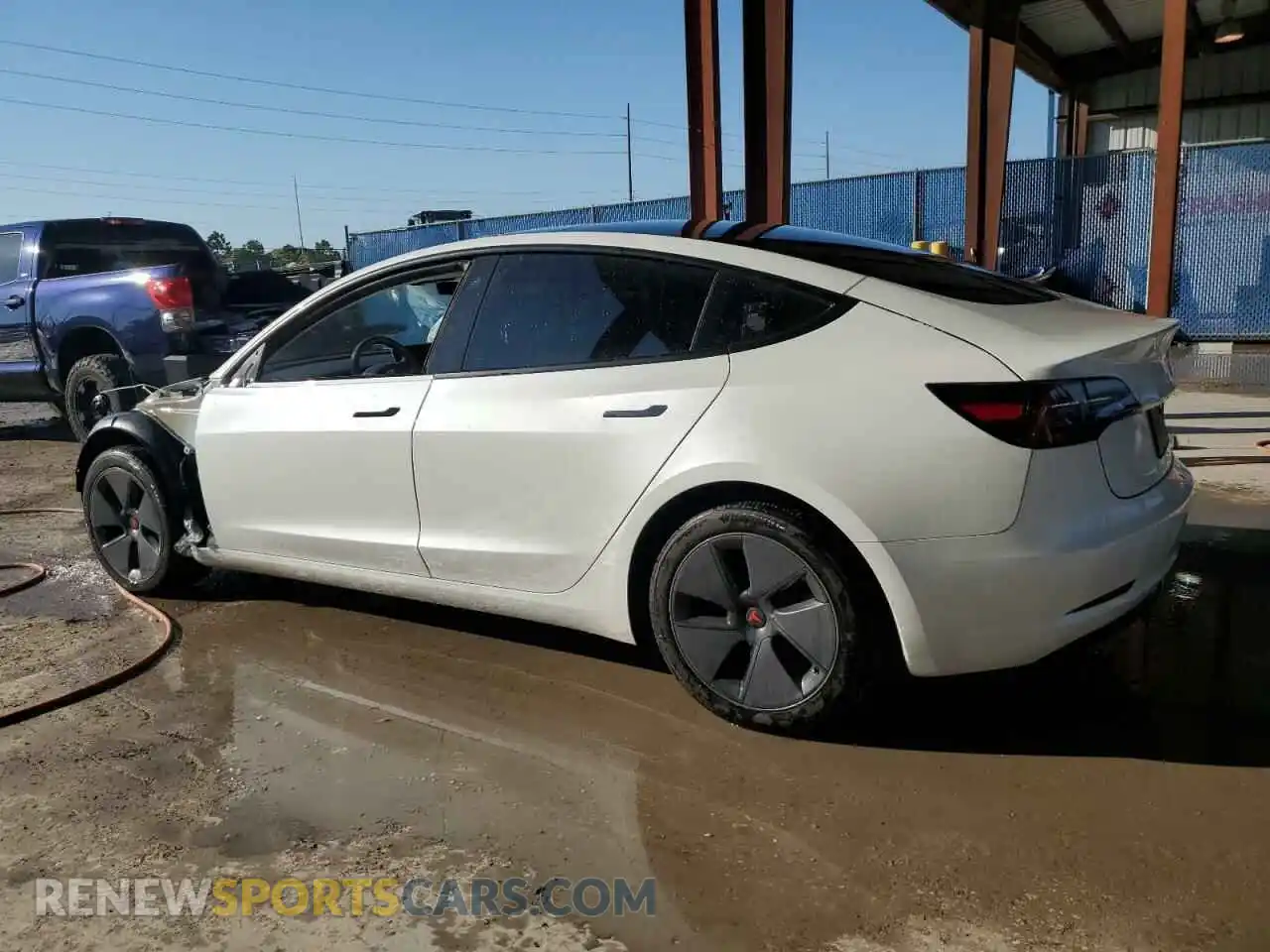 2 Photograph of a damaged car 5YJ3E1EB1PF632175 TESLA MODEL 3 2023