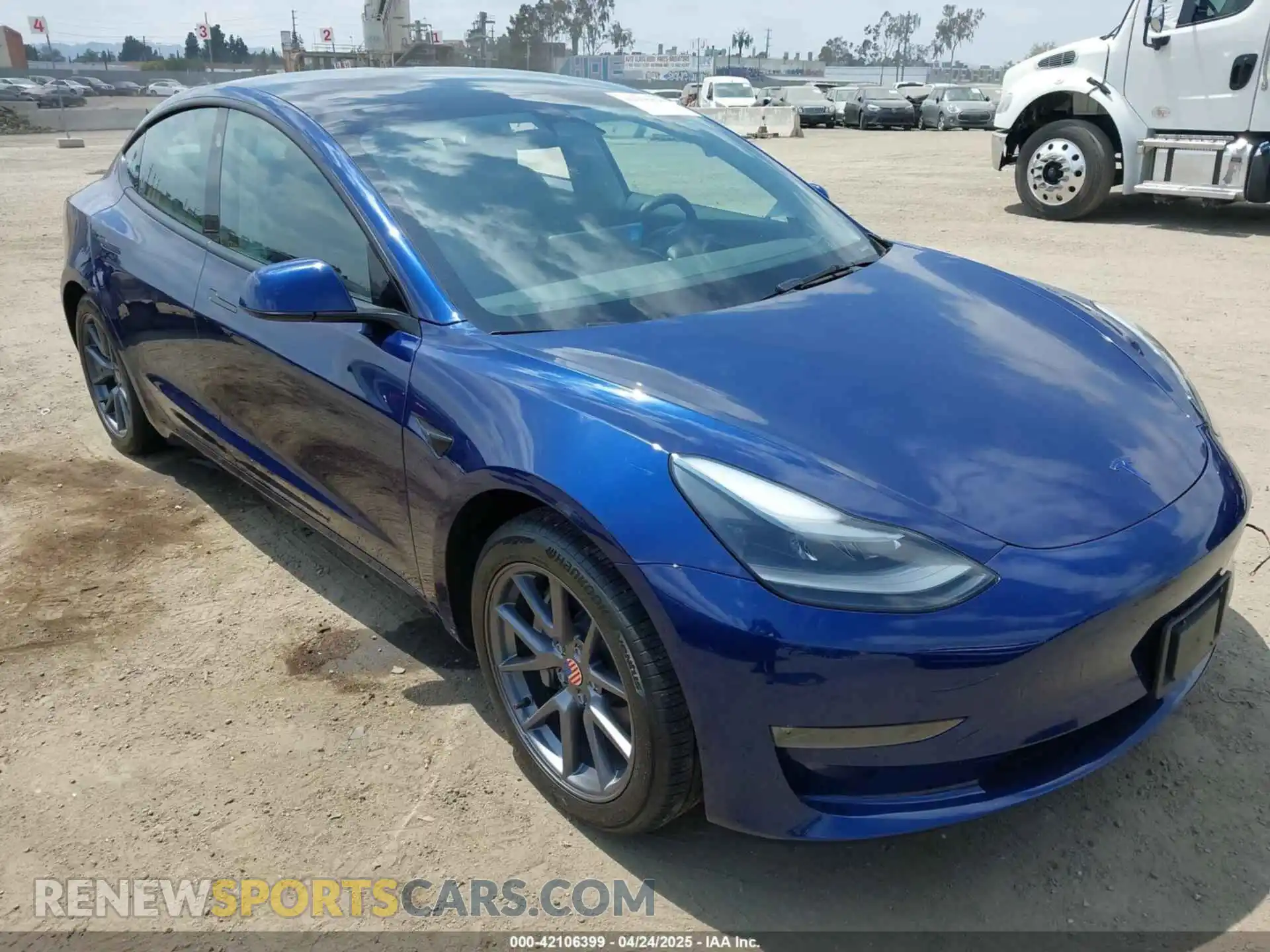 1 Photograph of a damaged car 5YJ3E1EB1PF667685 TESLA MODEL 3 2023