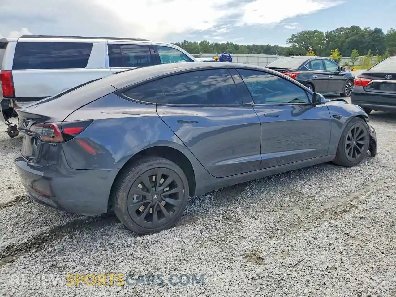 3 Photograph of a damaged car 5YJ3E1EB2PF391582 TESLA MODEL 3 2023