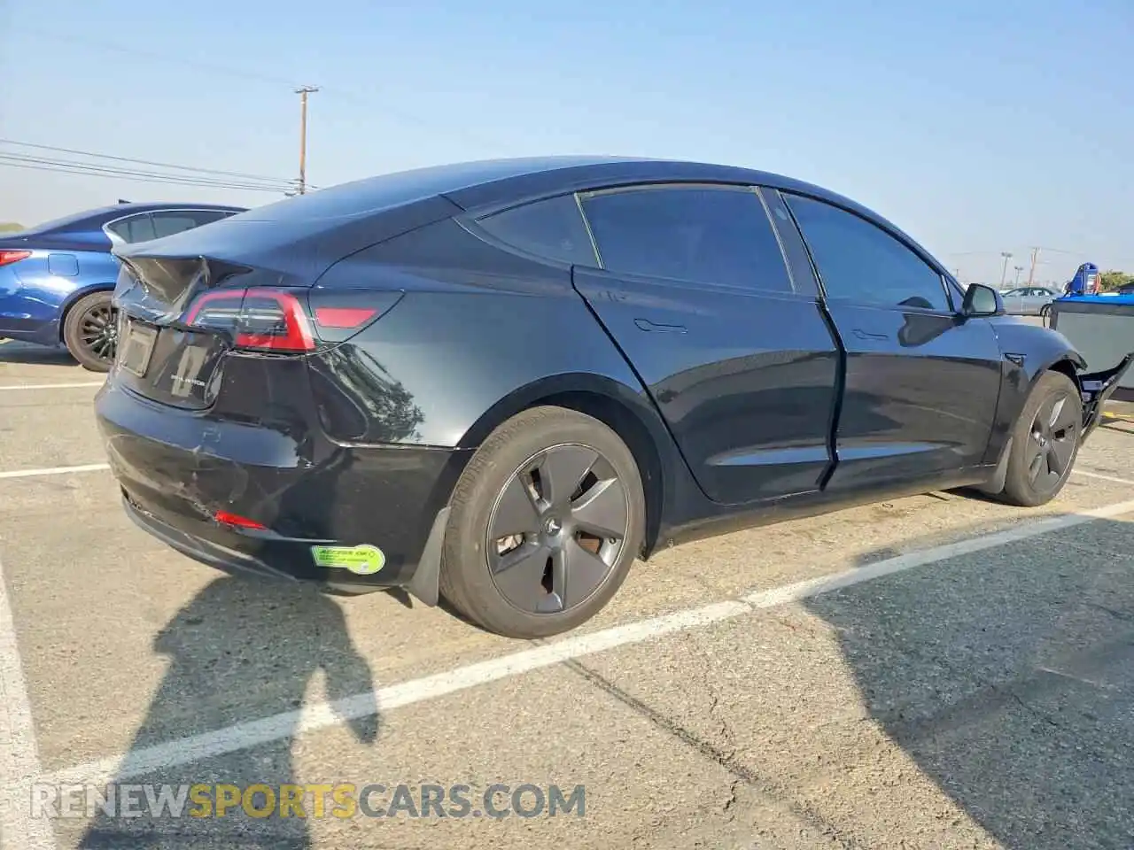 3 fotografías del automóvil dañado 5YJ3E1EB2PF632458 TESLA MODEL 3 2023