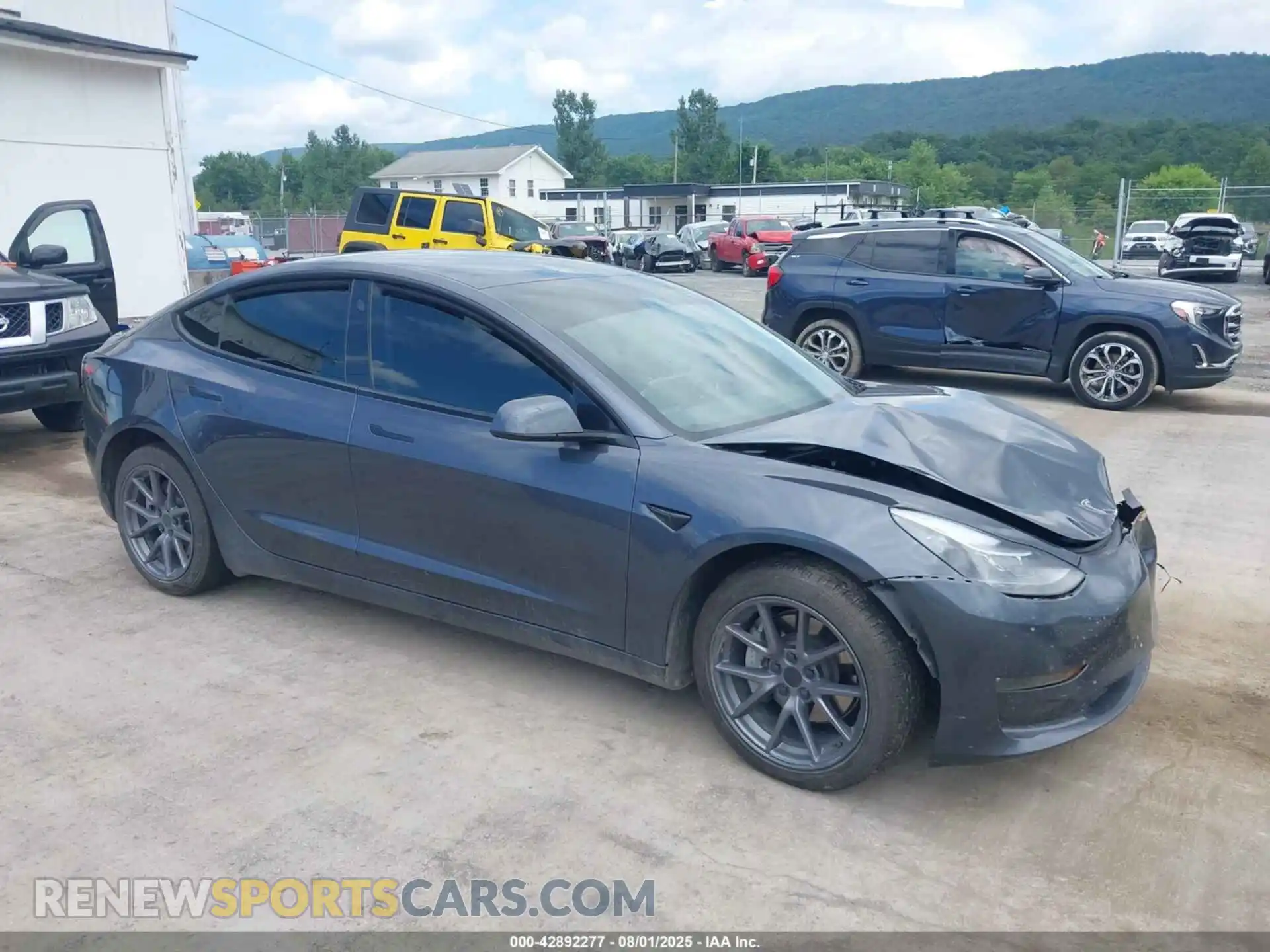 1 Photograph of a damaged car 5YJ3E1EB3PF633554 TESLA MODEL 3 2023