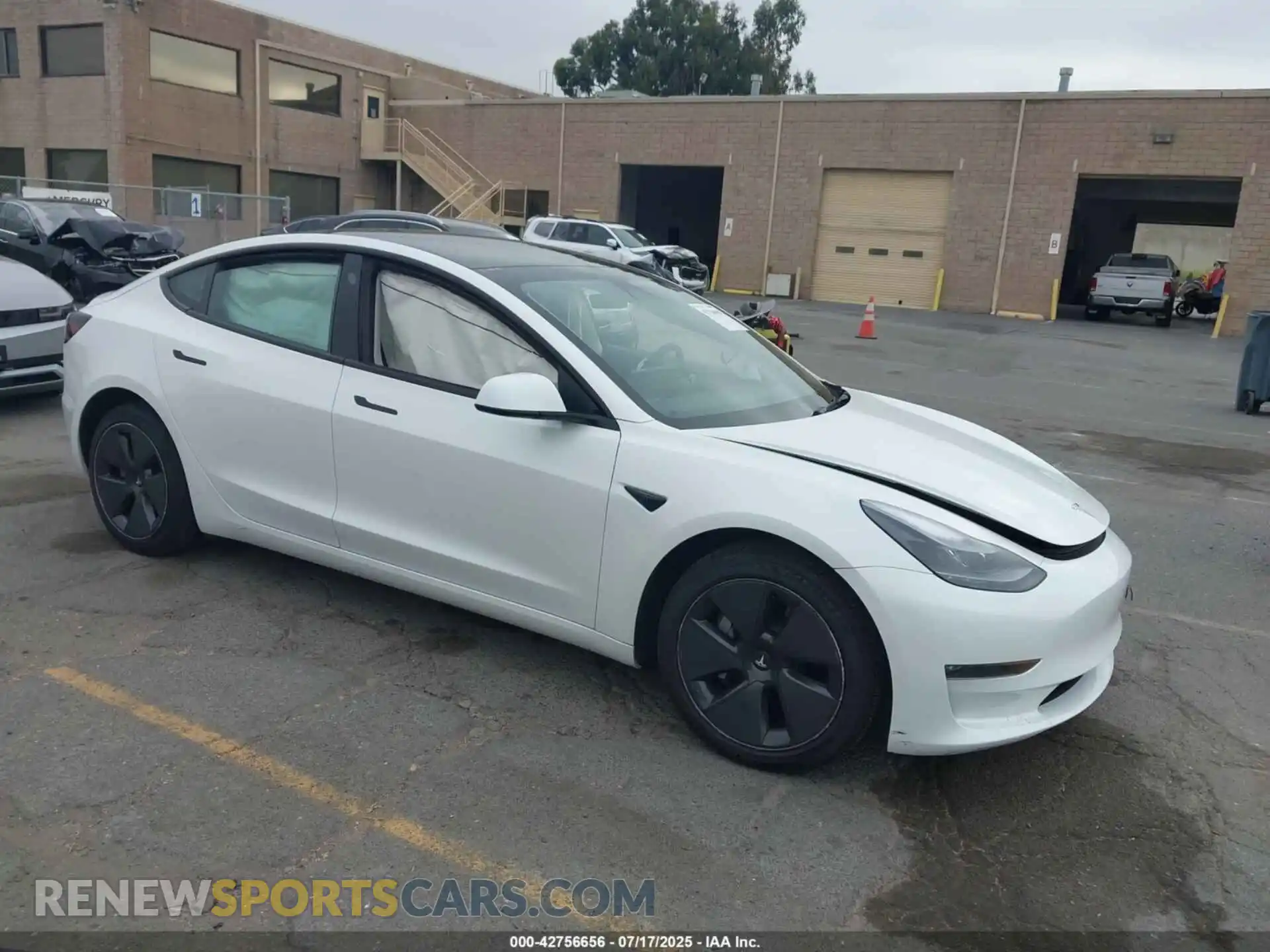 1 Photograph of a damaged car 5YJ3E1EB3PF634557 TESLA MODEL 3 2023