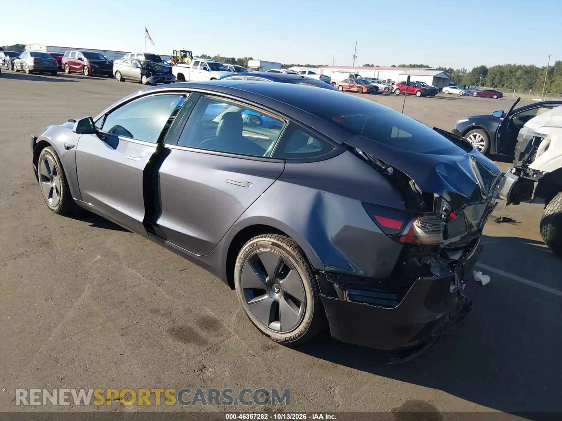 3 Фотография поврежденного автомобиля 5YJ3E1EB4PF392863 TESLA MODEL 3 2023