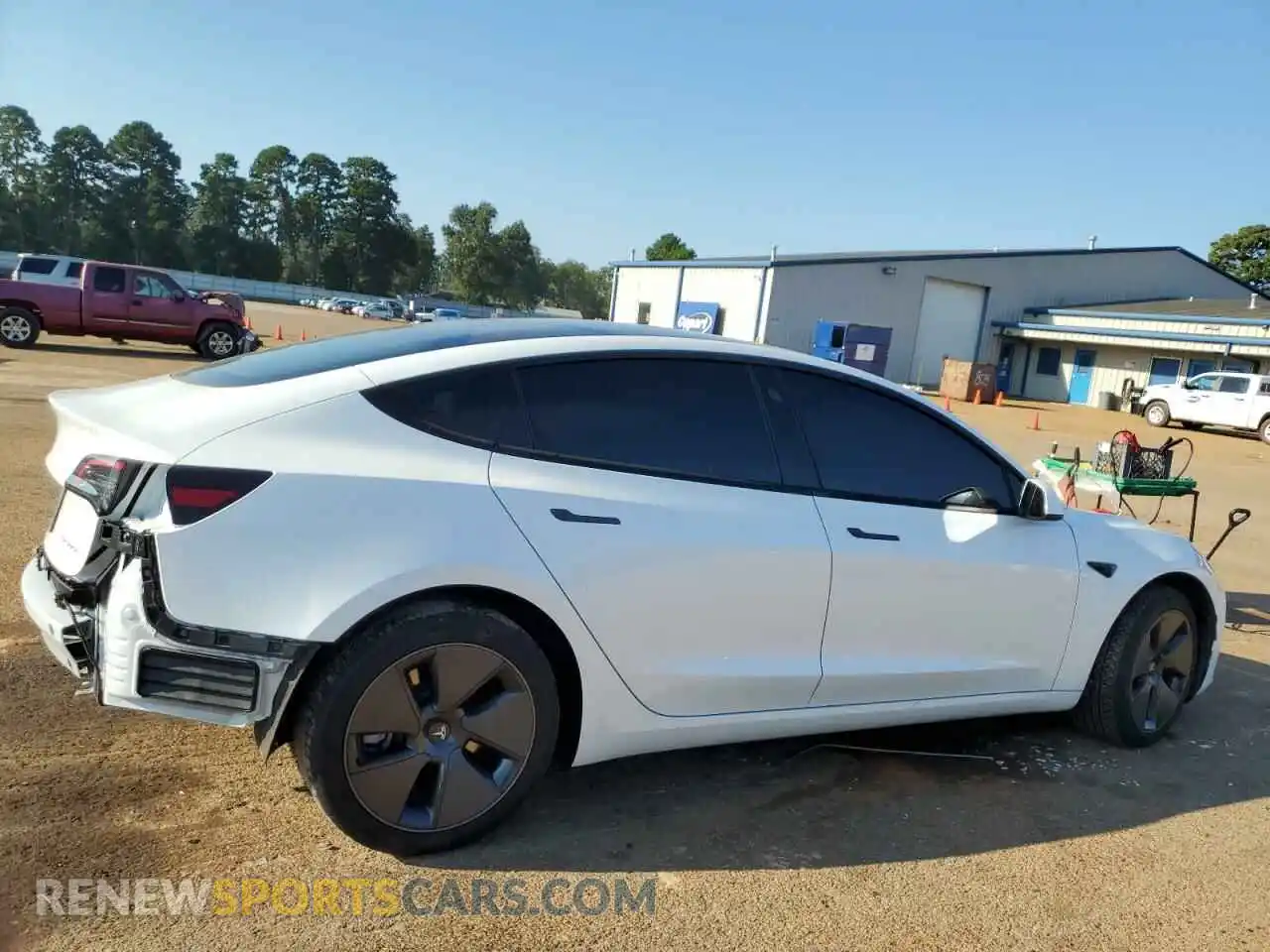 3 Photograph of a damaged car 5YJ3E1EB5PF621339 TESLA MODEL 3 2023