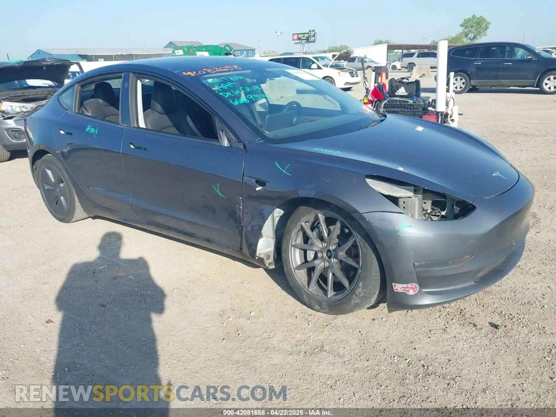 1 Photograph of a damaged car 5YJ3E1EB5PF668953 TESLA MODEL 3 2023