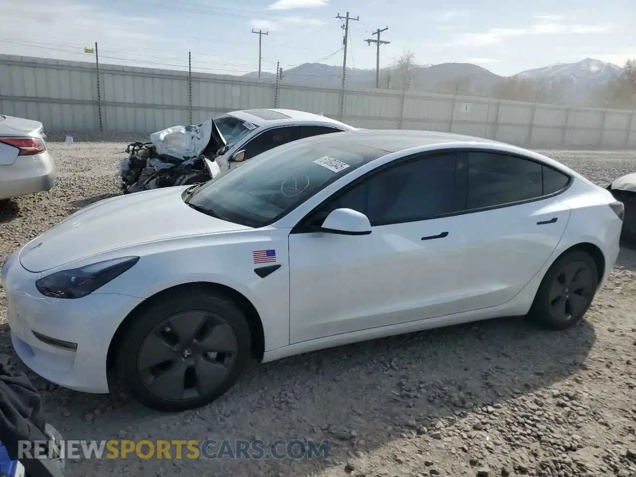 1 Photograph of a damaged car 5YJ3E1EB7PF686922 TESLA MODEL 3 2023