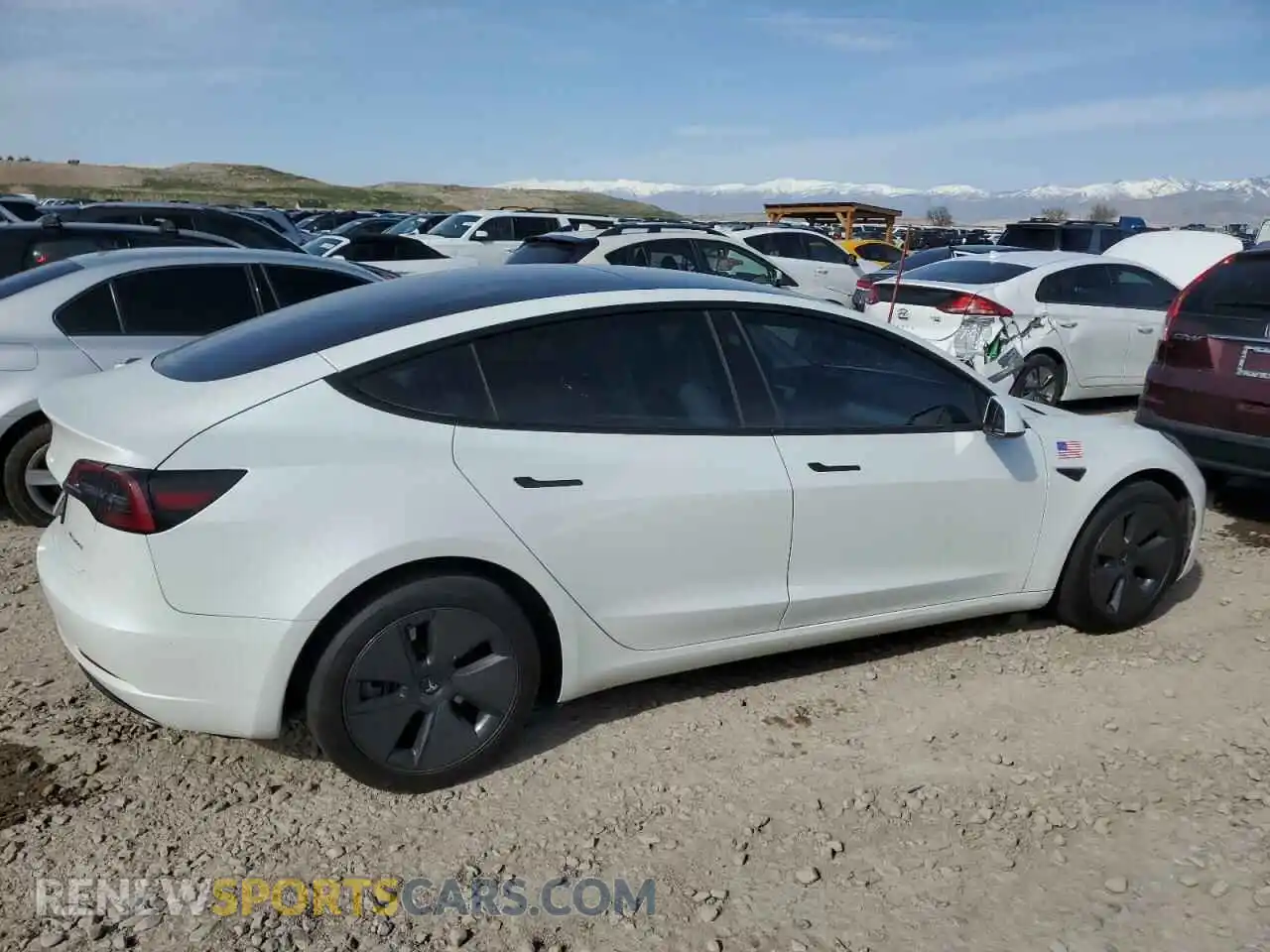 3 Photograph of a damaged car 5YJ3E1EB7PF686922 TESLA MODEL 3 2023