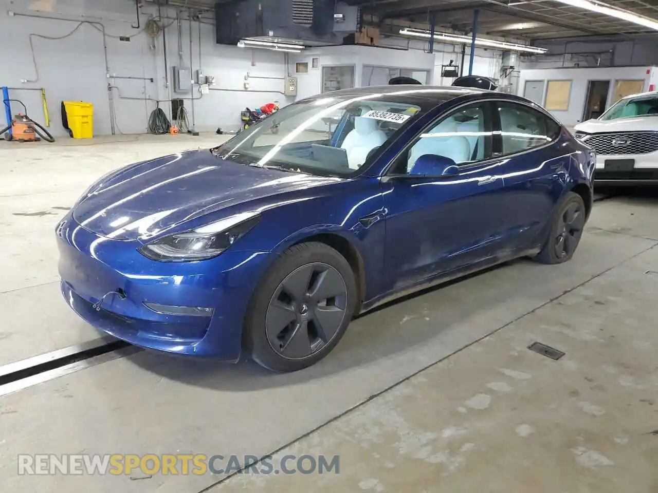 1 Photograph of a damaged car 5YJ3E1EB7PF691604 TESLA MODEL 3 2023