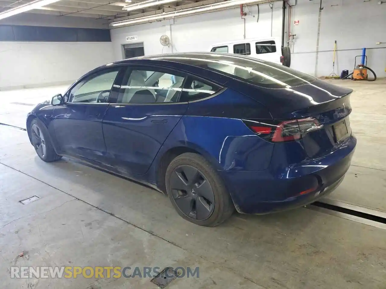 2 Photograph of a damaged car 5YJ3E1EB7PF691604 TESLA MODEL 3 2023