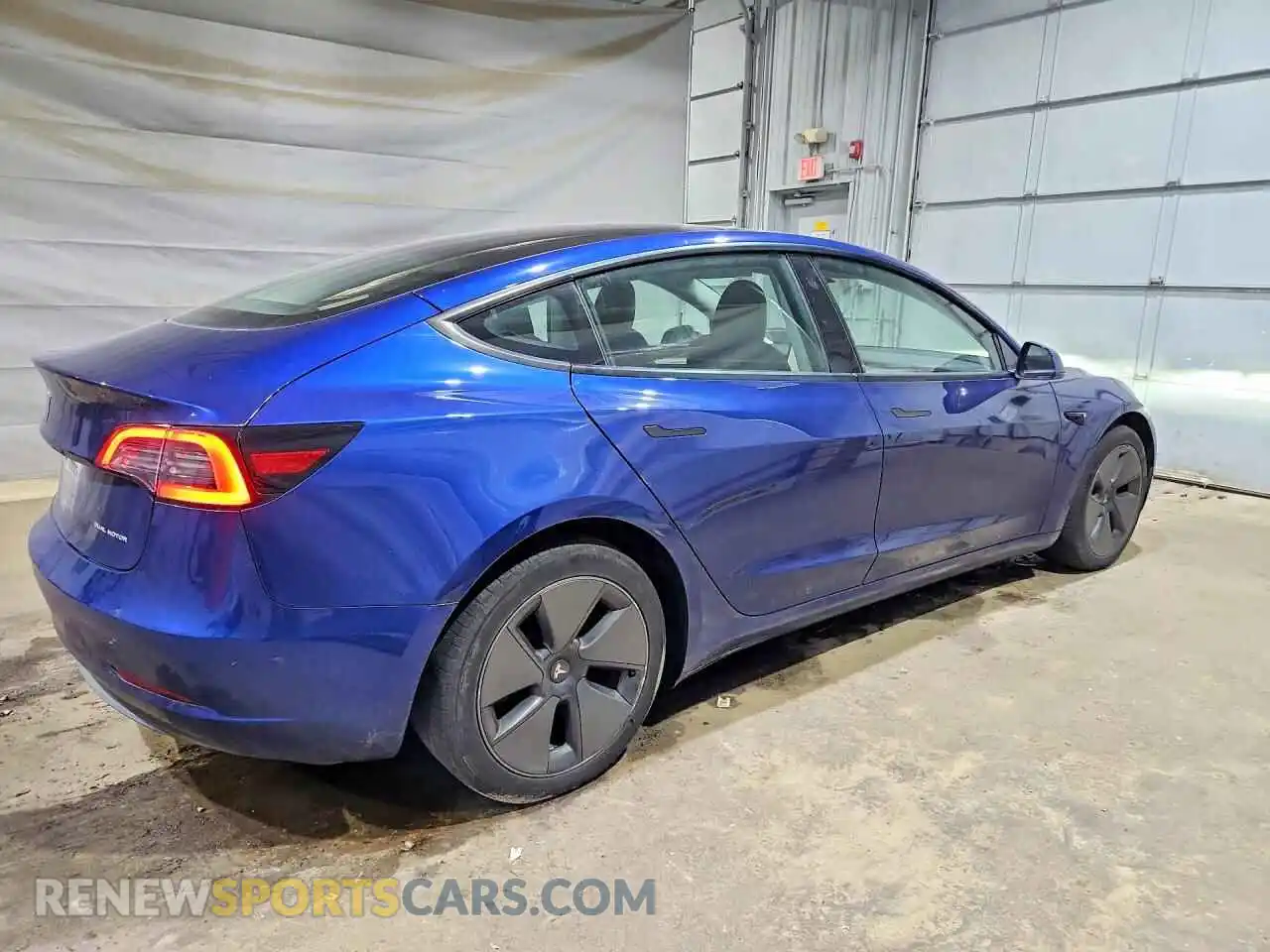 3 Photograph of a damaged car 5YJ3E1EB7PF694289 TESLA MODEL 3 2023