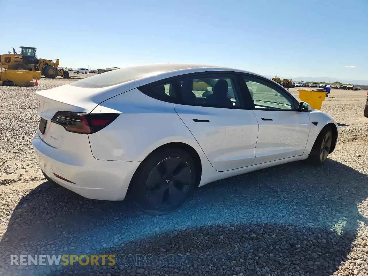 3 fotografías del automóvil dañado 5YJ3E1EB8PF390761 TESLA MODEL 3 2023
