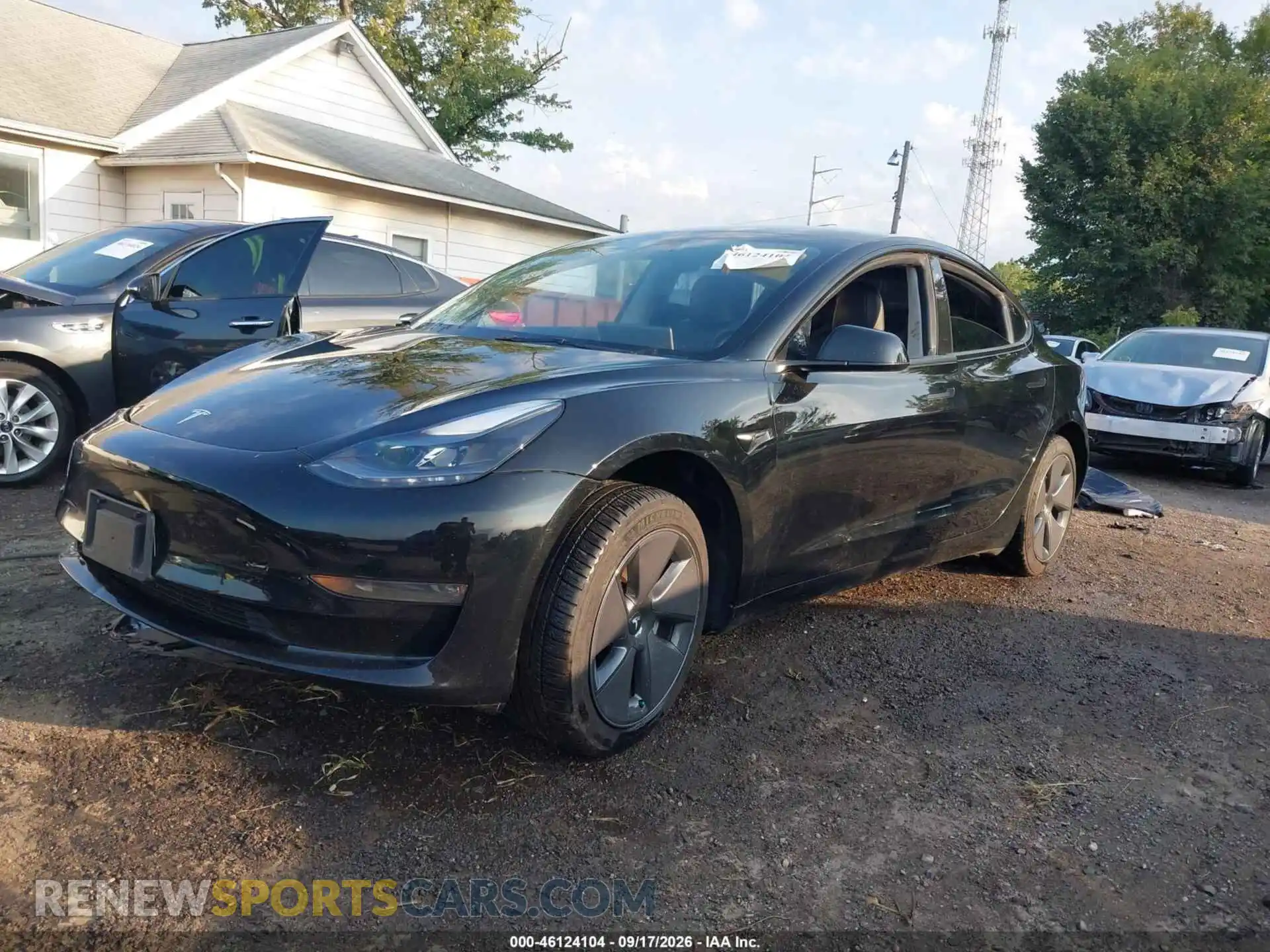 2 fotografías del automóvil dañado 5YJ3E1EB8PF631945 TESLA MODEL 3 2023