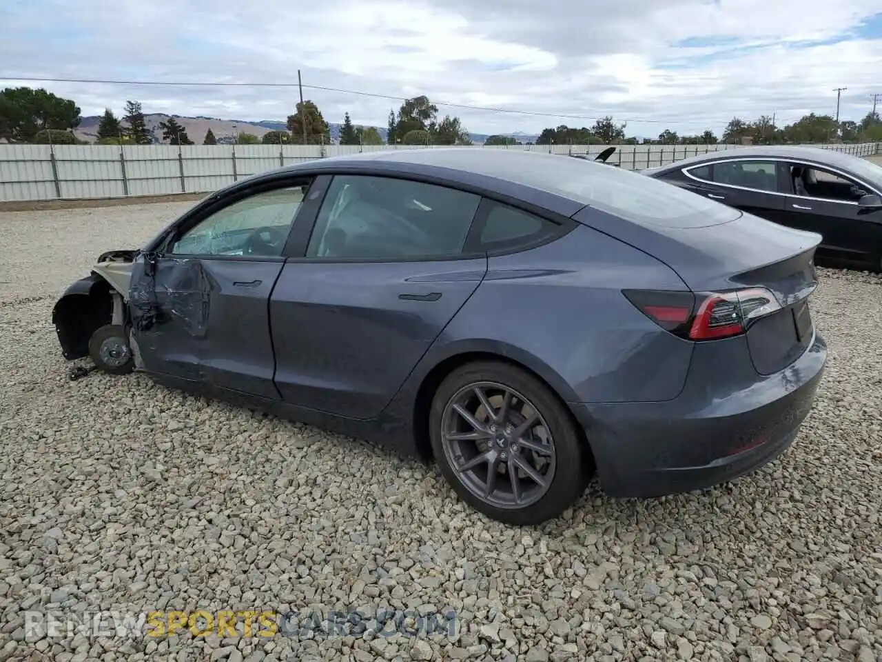 2 Photograph of a damaged car 5YJ3E1EB8PF661236 TESLA MODEL 3 2023