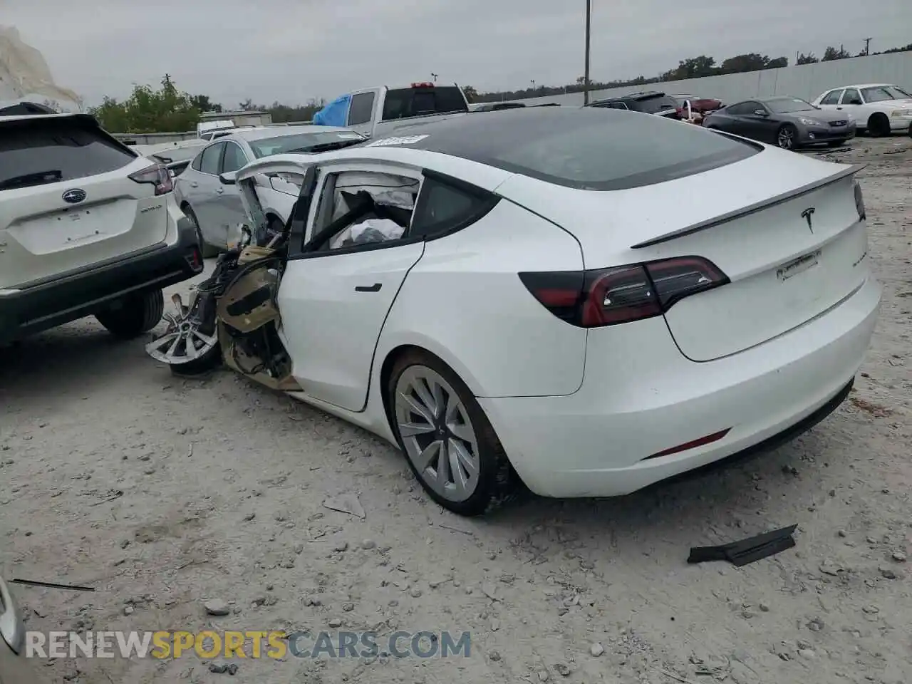 2 Фотография поврежденного автомобиля 5YJ3E1EB8PF665836 TESLA MODEL 3 2023