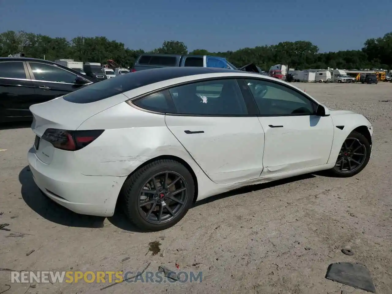 3 Photograph of a damaged car 5YJ3E1EB9PF391000 TESLA MODEL 3 2023
