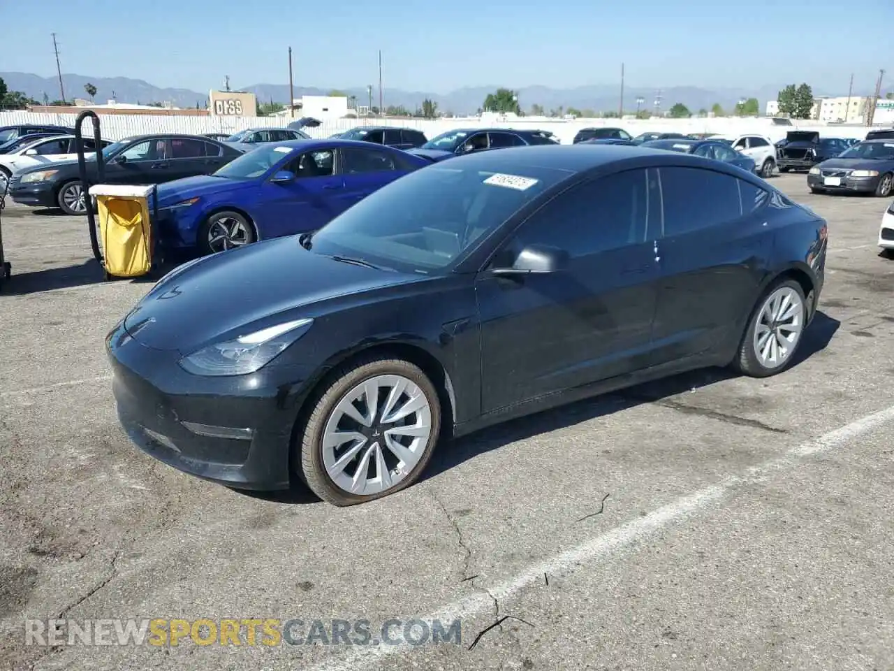 1 Photograph of a damaged car 5YJ3E1EBXPF462771 TESLA MODEL 3 2023