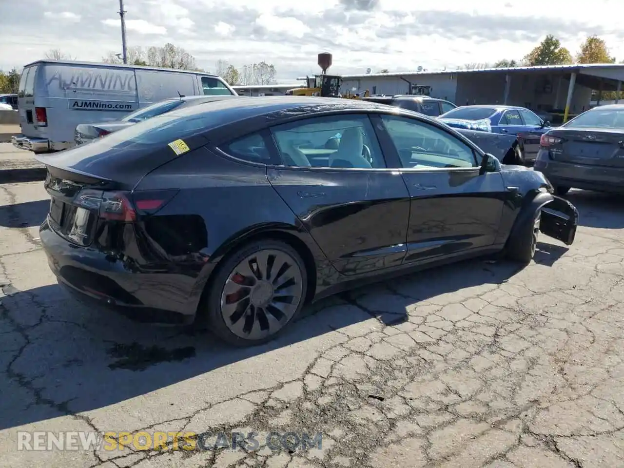 3 fotografías del automóvil dañado 5YJ3E1EC2PF562968 TESLA MODEL 3 2023