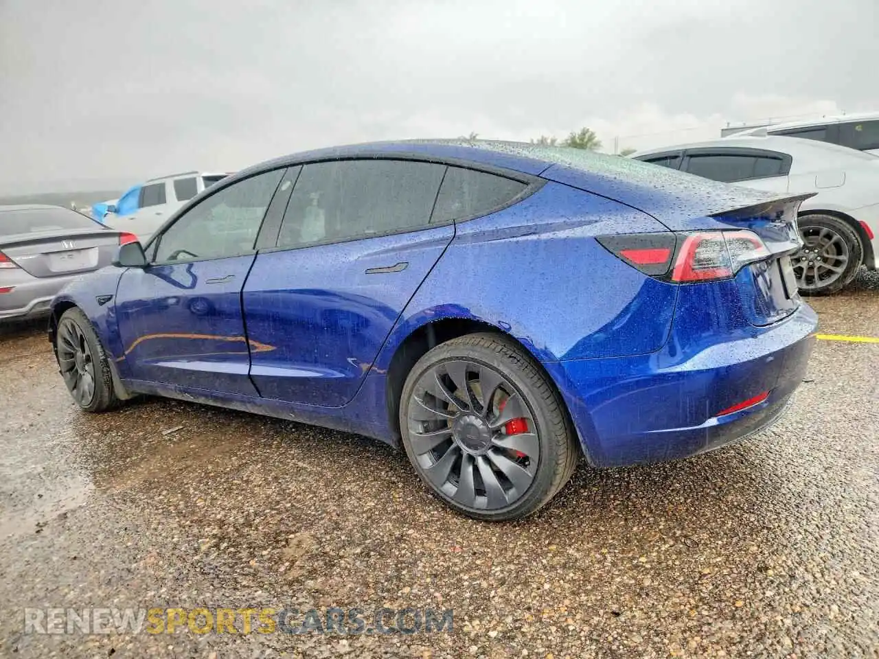 2 fotografías del automóvil dañado 5YJ3E1EC3PF552143 TESLA MODEL 3 2023