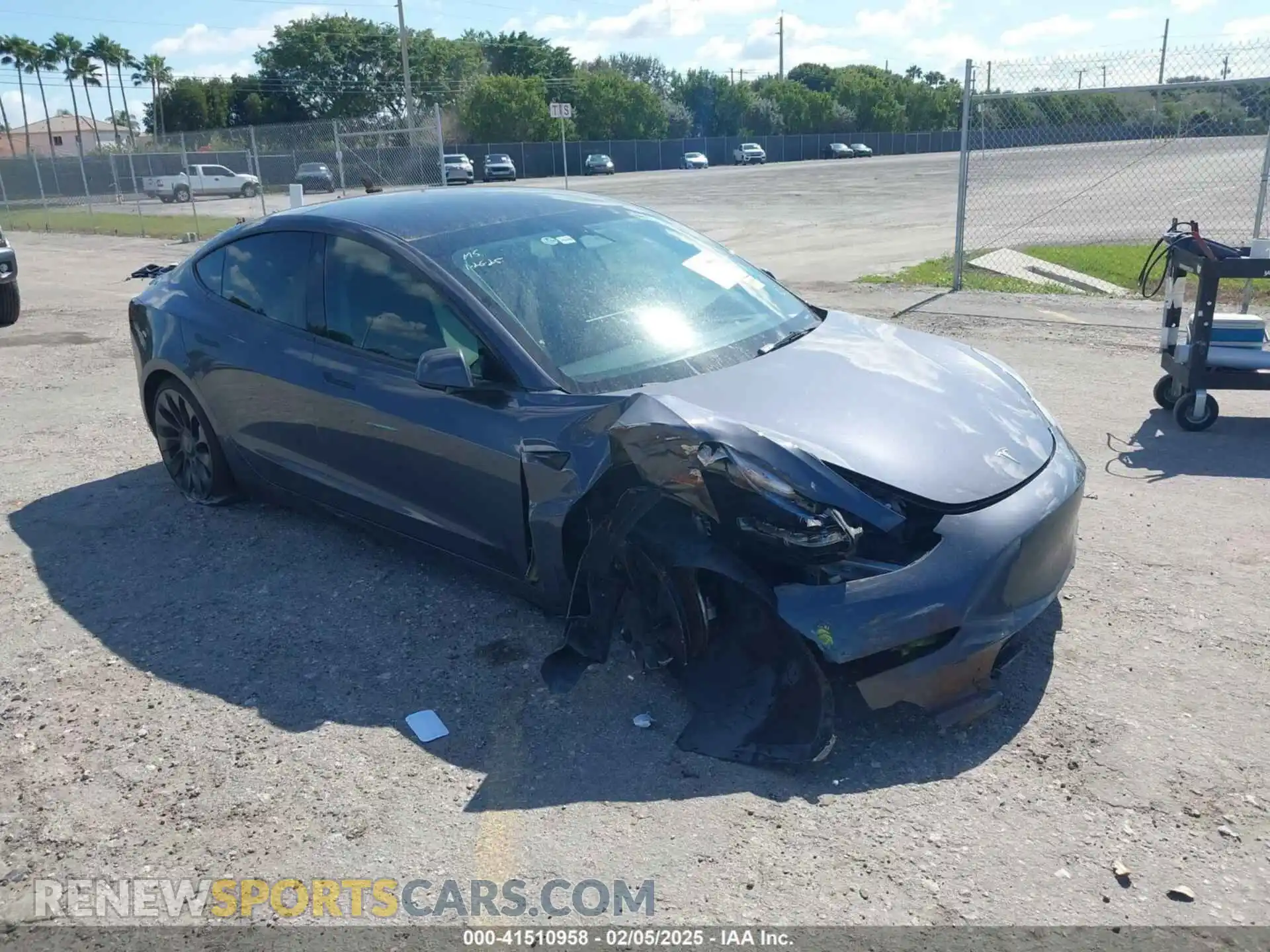 1 Photograph of a damaged car 5YJ3E1EC3PF696730 TESLA MODEL 3 2023