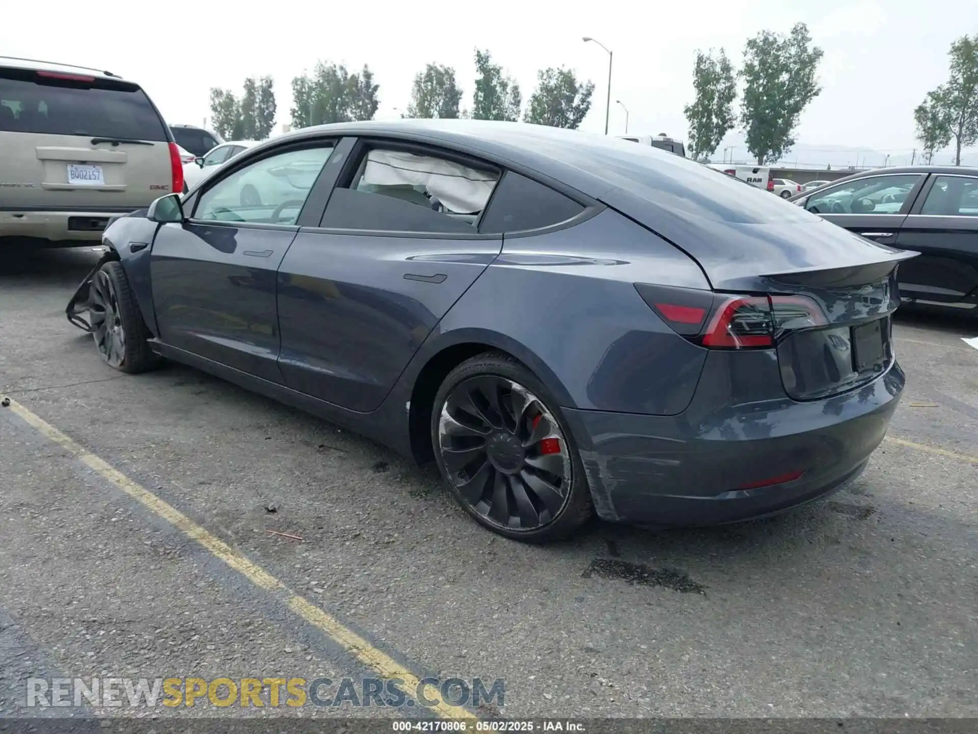 3 fotografías del automóvil dañado 5YJ3E1EC7PF420907 TESLA MODEL 3 2023