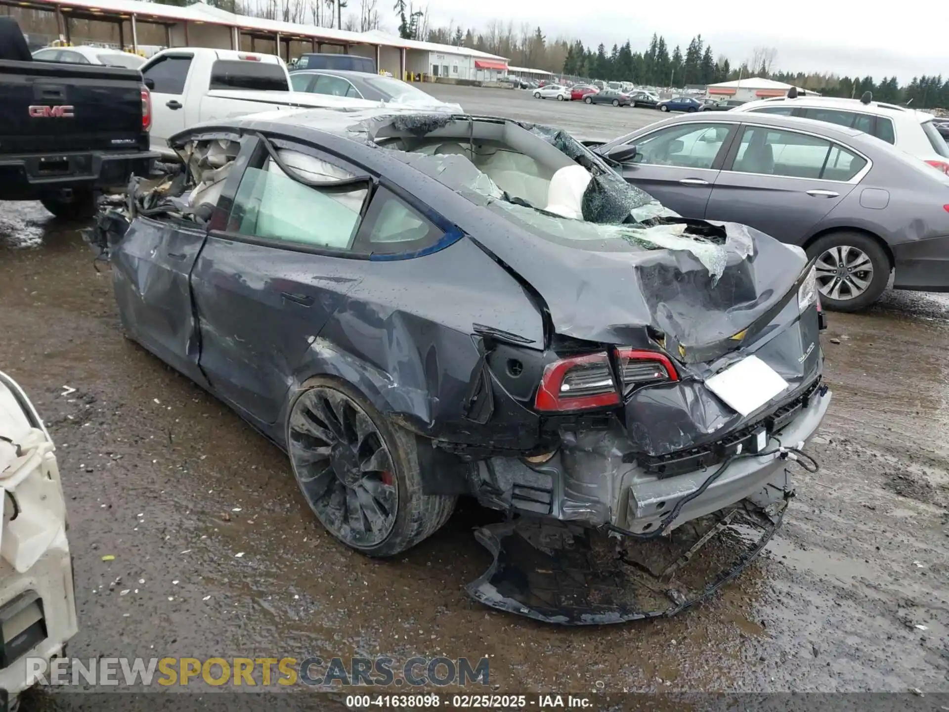 3 fotografías del automóvil dañado 5YJ3E1EC7PF465815 TESLA MODEL 3 2023