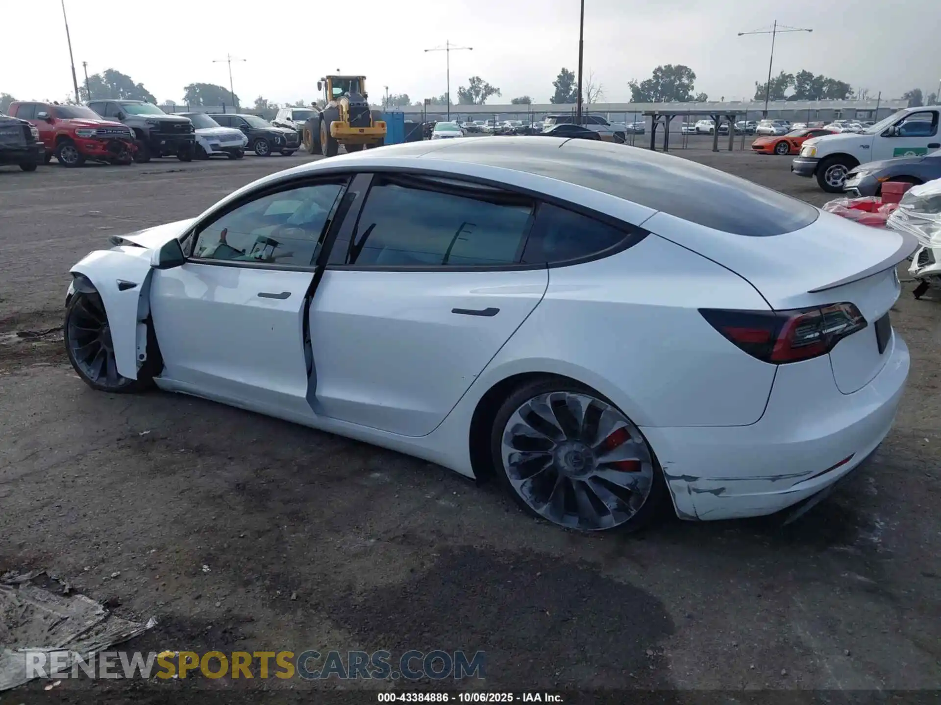 3 Photograph of a damaged car 5YJ3E1ECXPF627694 TESLA MODEL 3 2023