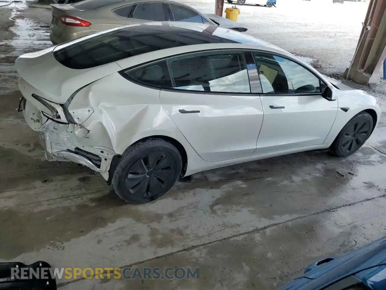 3 Photograph of a damaged car 5YJ3E1EA0RF743987 TESLA MODEL 3 2024