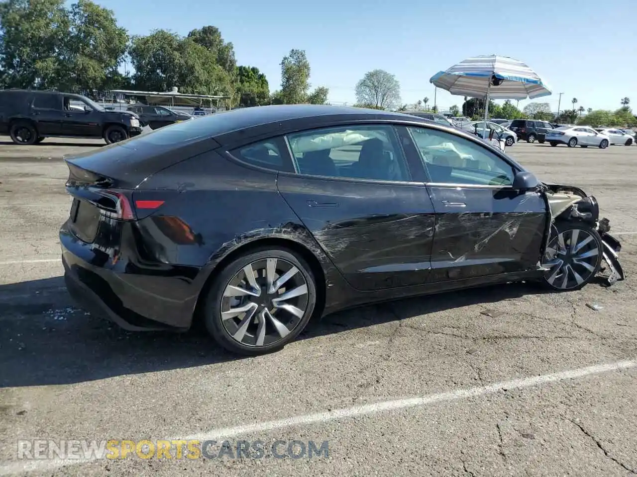 3 Photograph of a damaged car 5YJ3E1EA0RF751880 TESLA MODEL 3 2024