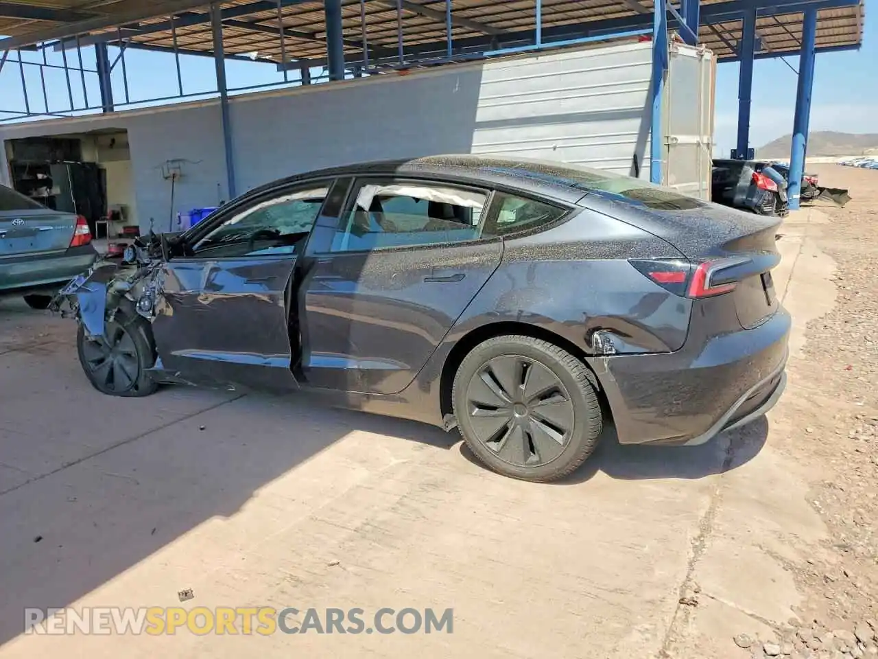 2 fotografías del automóvil dañado 5YJ3E1EA0RF785477 TESLA MODEL 3 2024