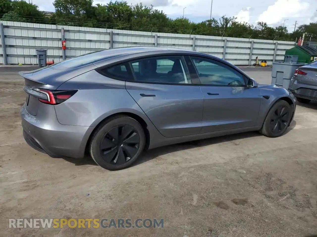 3 Photograph of a damaged car 5YJ3E1EA0RF858041 TESLA MODEL 3 2024