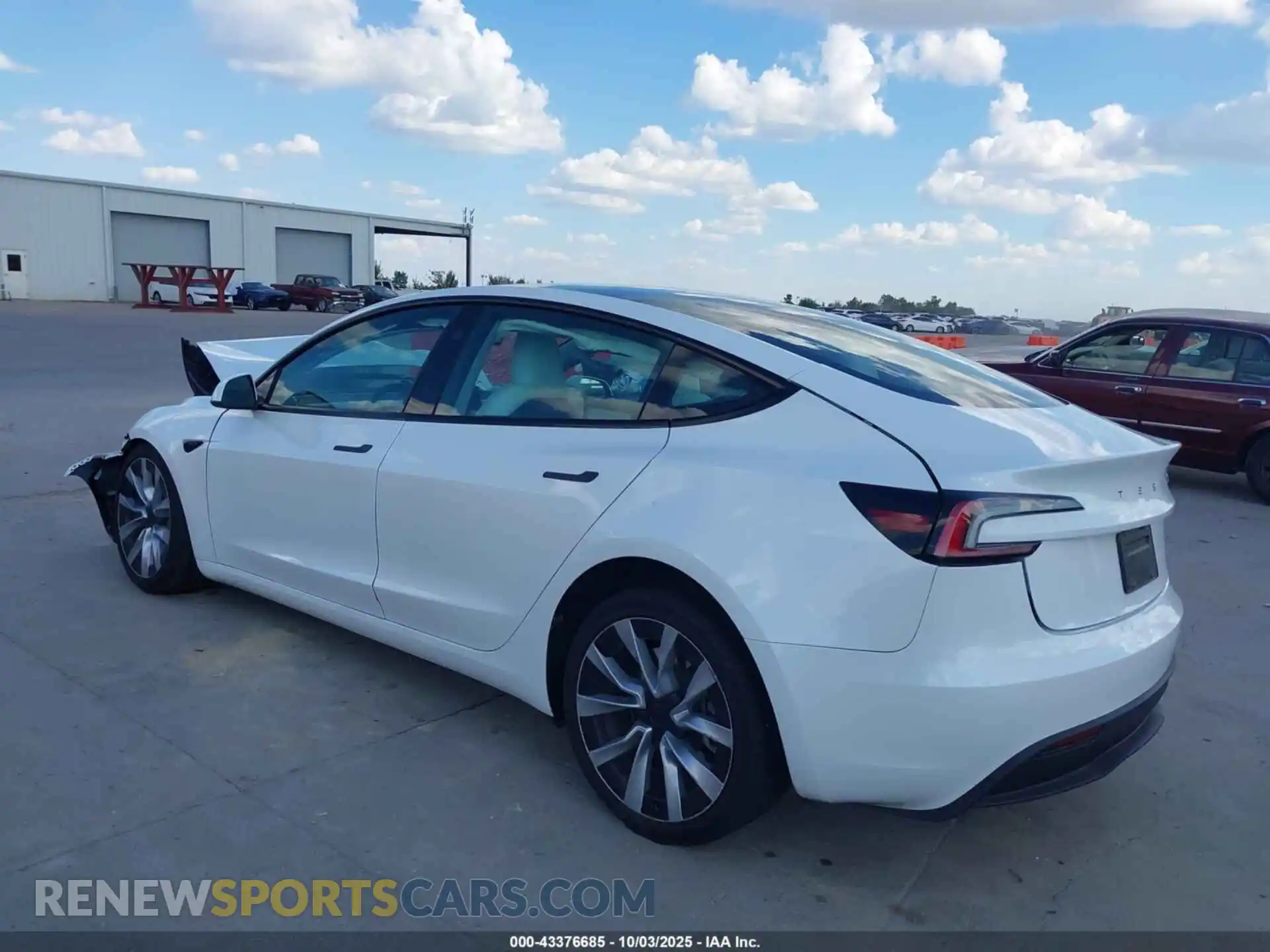 3 Photograph of a damaged car 5YJ3E1EA1RF795502 TESLA MODEL 3 2024