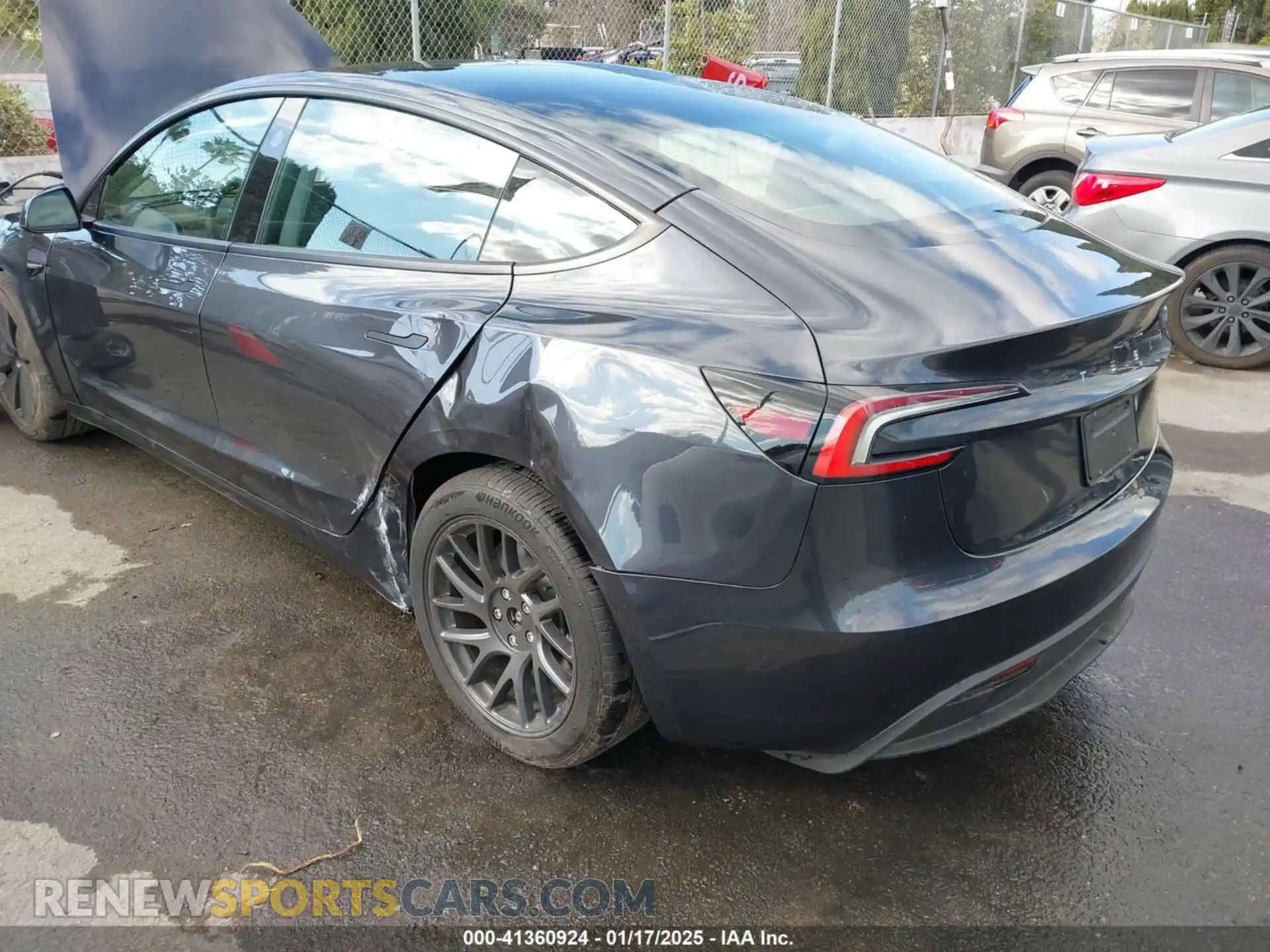 3 Photograph of a damaged car 5YJ3E1EA2RF739987 TESLA MODEL 3 2024