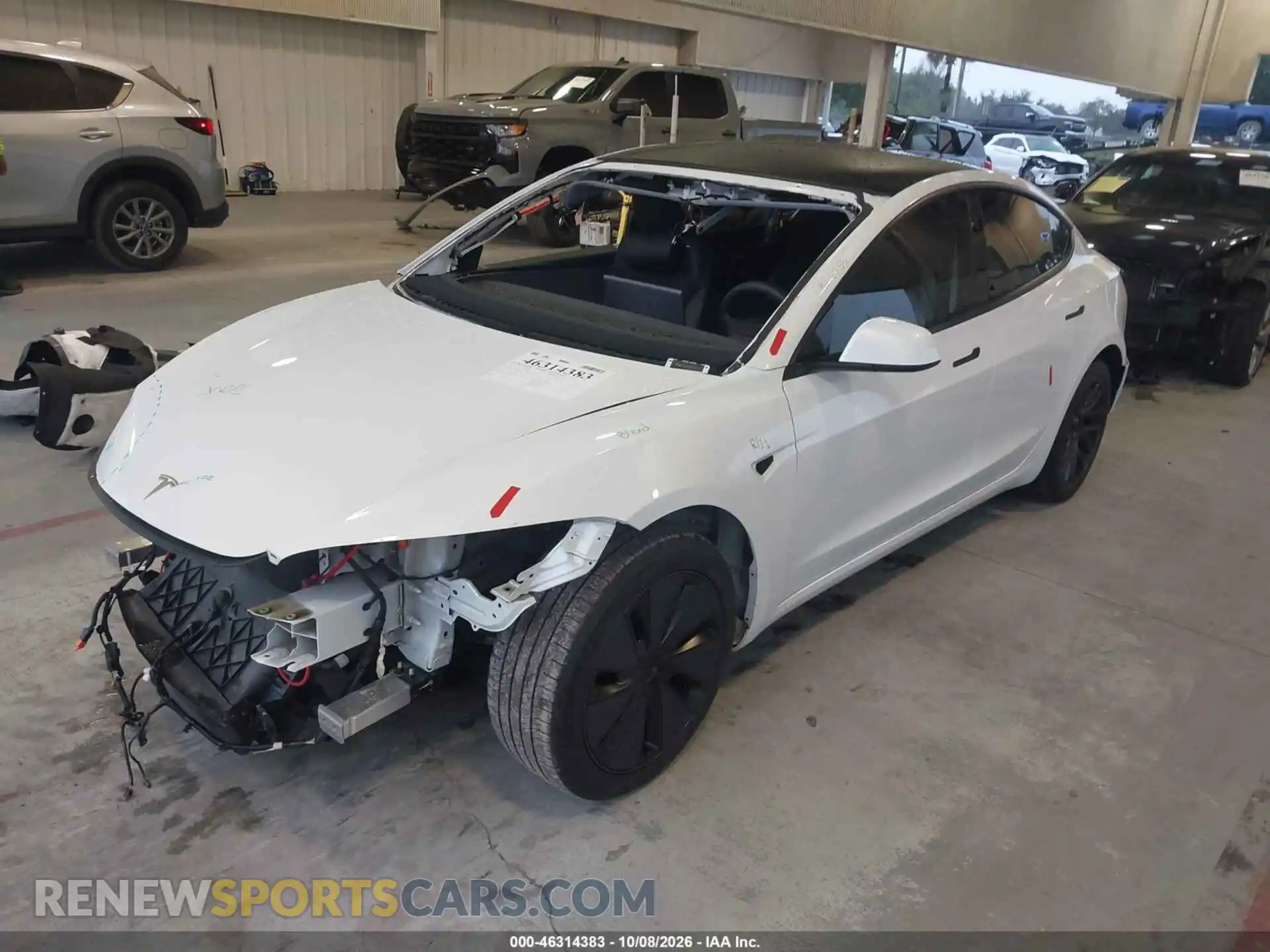 2 Фотография поврежденного автомобиля 5YJ3E1EA2RF747331 TESLA MODEL 3 2024