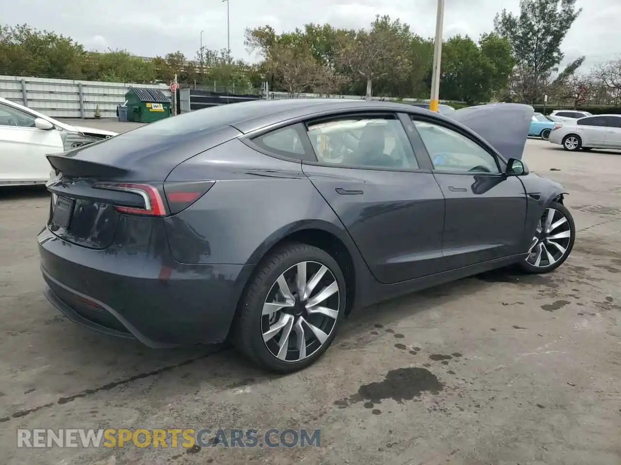 3 Photograph of a damaged car 5YJ3E1EA2RF751539 TESLA MODEL 3 2024
