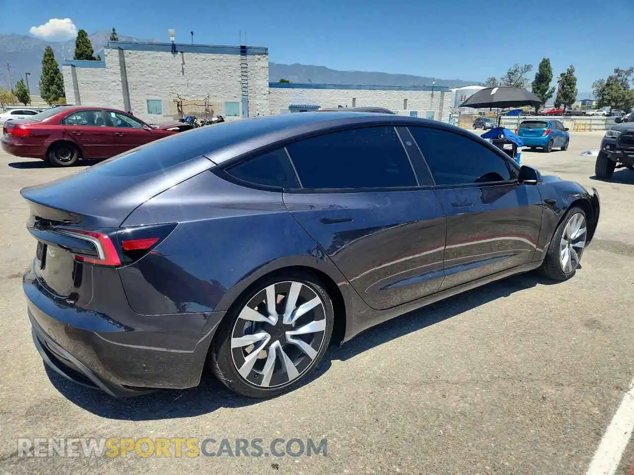 3 Photograph of a damaged car 5YJ3E1EA2RF771550 TESLA MODEL 3 2024