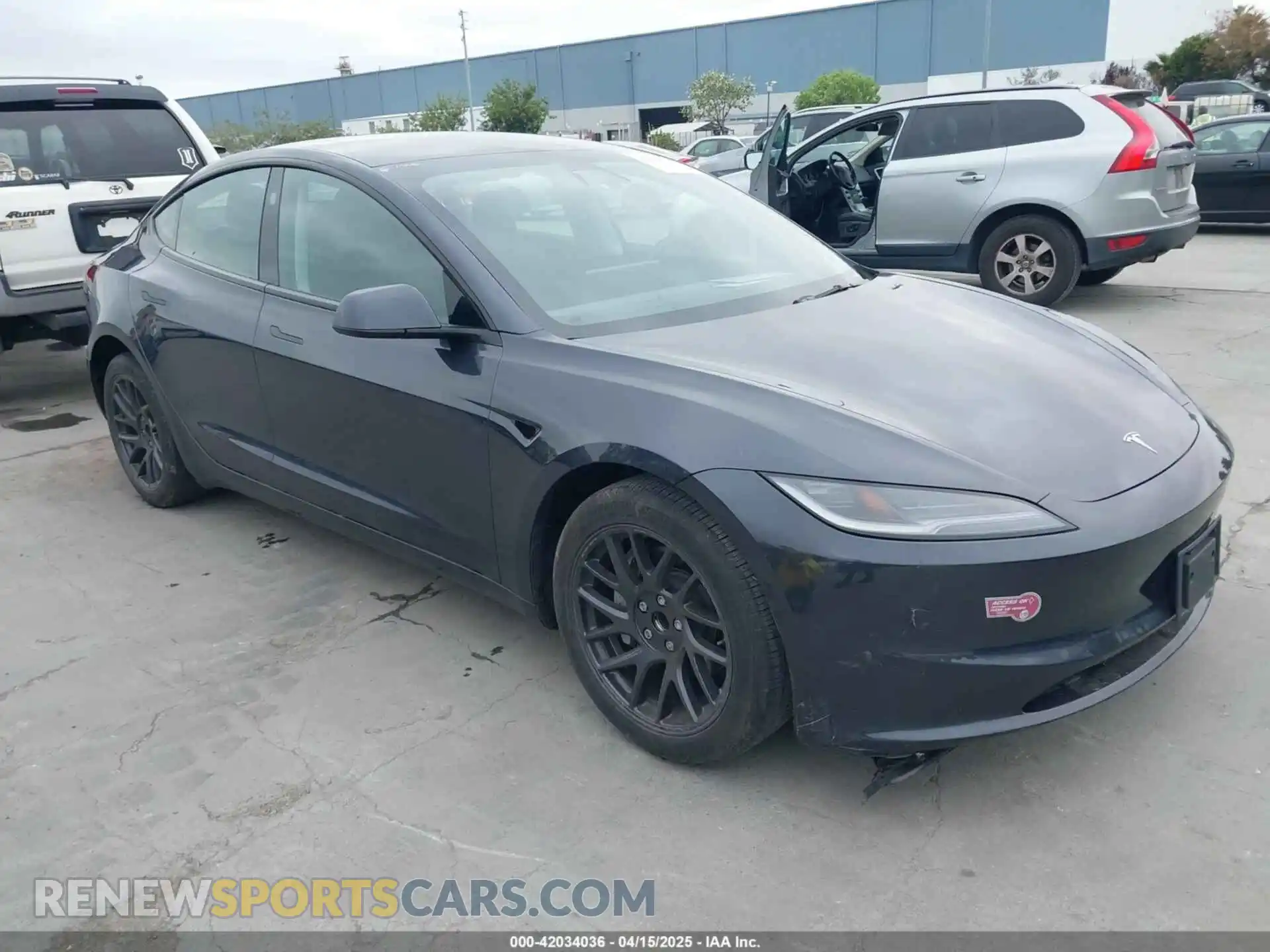 1 Photograph of a damaged car 5YJ3E1EA2RF784394 TESLA MODEL 3 2024